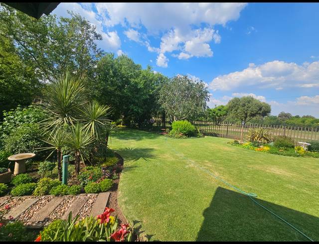 4 BEDROOM HOUSE FOR SALE IN VANDERBIJLPARK SW 5